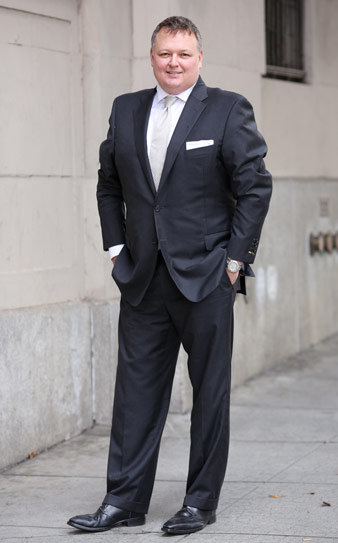 brad-full-body Brad Hakala